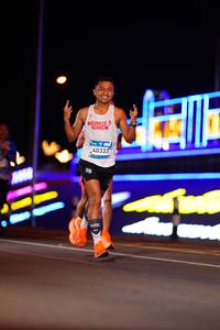 BIB: 40333
                            <button type="button" onclick="openModal(22831102)" class="btn btn-primary btn-sm float-right btn-popup" data-toggle="modal" data-target=".modal-high-quality">
                        <i class="fas fa-shopping-cart"></i> Add to Cart
                    </button>
                                            <button type="button" onclick="isThisMe(22831102, true)" class="btn btn-success btn-sm float-right btn-popup btn-isme hidden" data-toggle="tooltip" data-placement="bottom" title="นี่คือรูปของคุณใช่ไหม คลิกที่นี่เพื่อเอาเข้าอัลบั้ม">
                        <i class="fas fa-plus"></i> Add to album
                    </button>
                    <button type="button" onclick="isThisMe(22831102, false)" class="btn btn-warning btn-sm float-right btn-popup btn-isnotme hidden">
                        <i class="fas fa-ban"></i> Remove from album
                    </button>